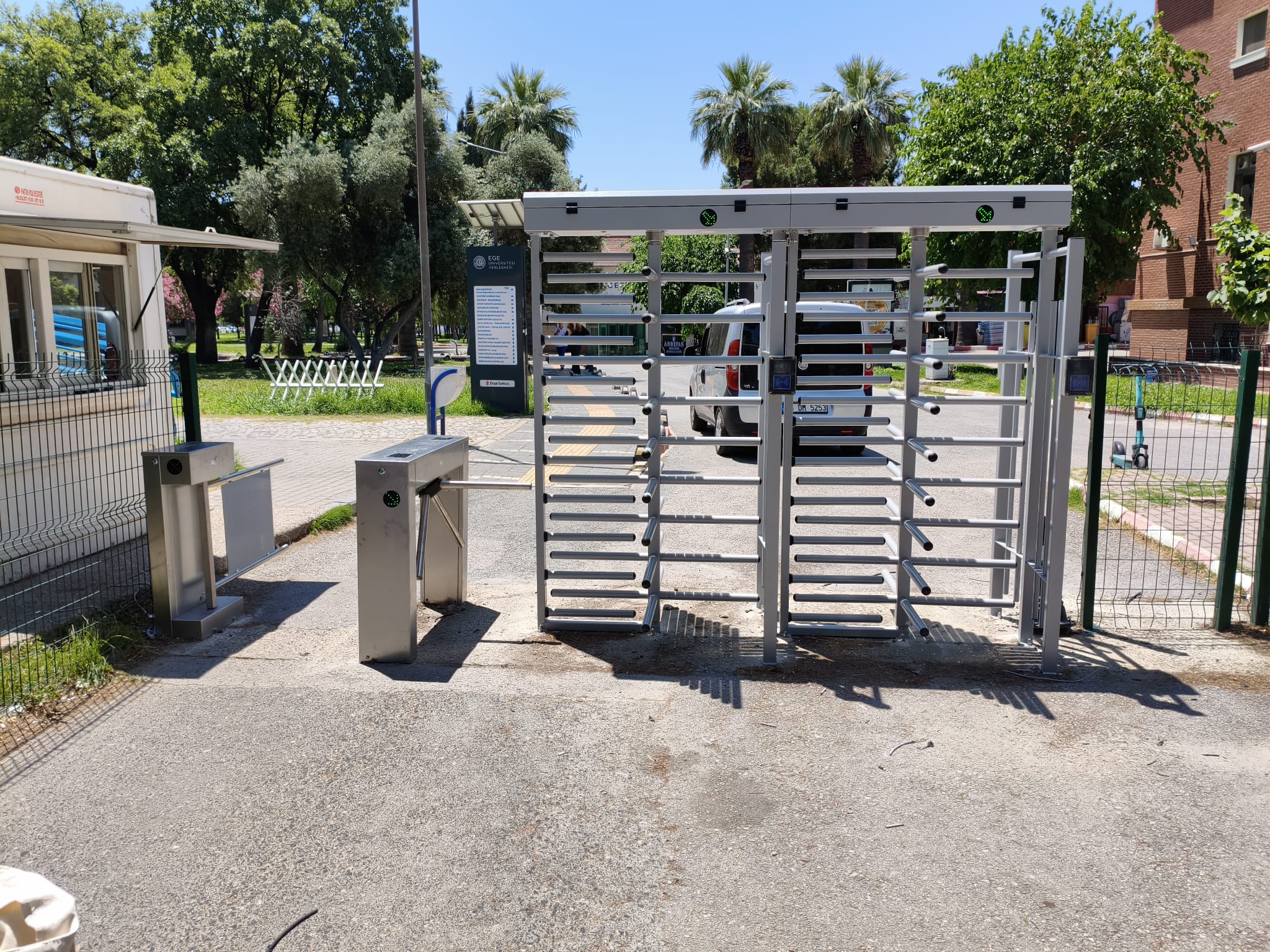 İzmir Ege Üniversitesi Kartlı Geçiş Projesi görseli 20